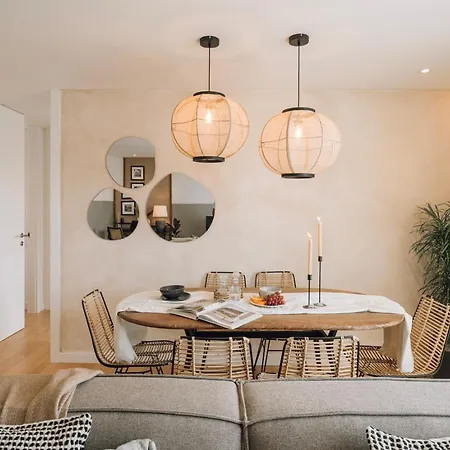 Piombino - 2 Bedrooms And Terrace In Alvalade * 리스본